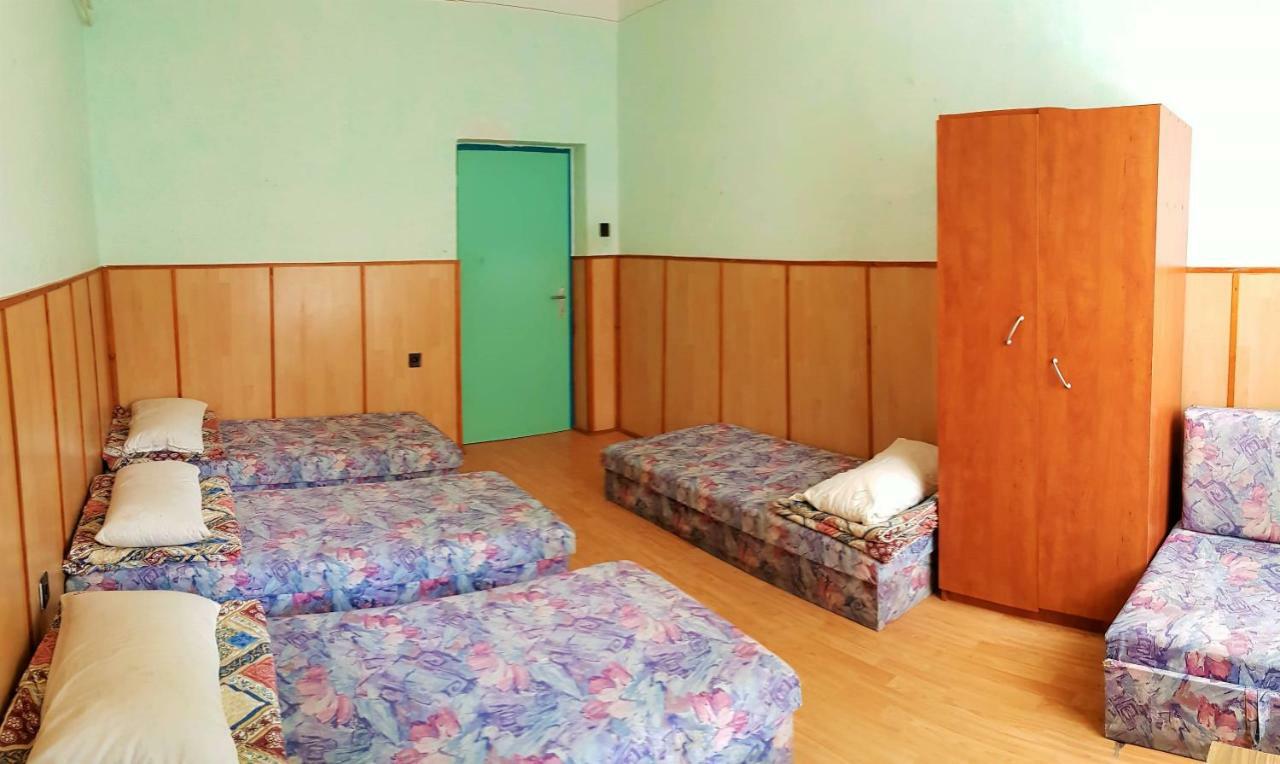 Hostel Muskatli Vendeghaz Parád Zewnętrze zdjęcie