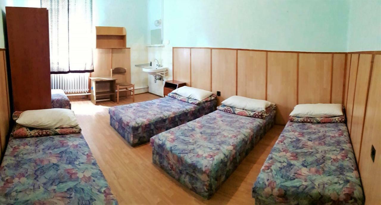 Hostel Muskatli Vendeghaz Parád Zewnętrze zdjęcie